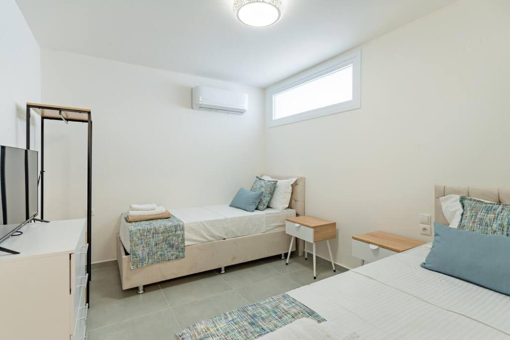 Sofia Suite, A Seafront Hideaway ! Panormos  Экстерьер фото